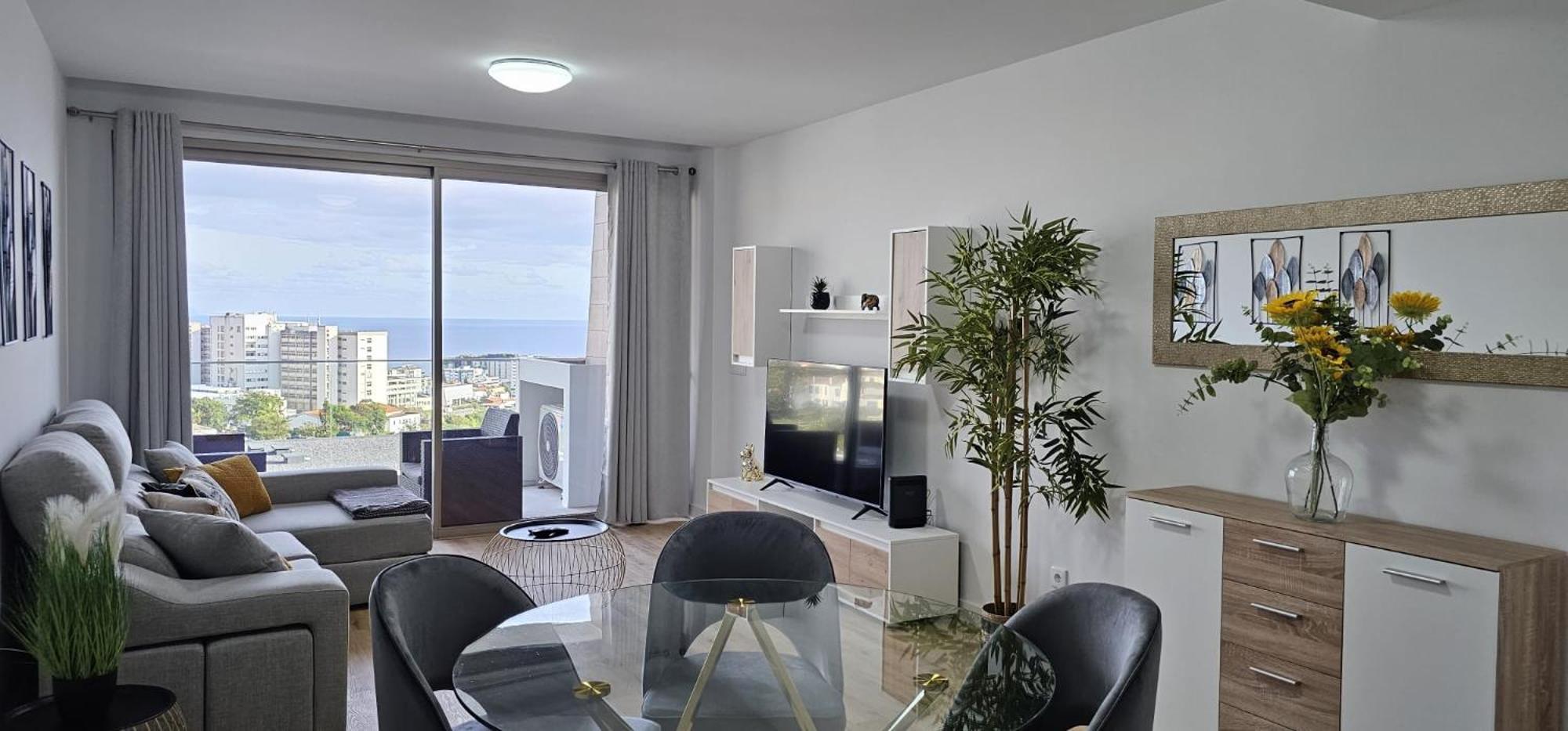 Vista Mar - Ac, Parking And Pool Apartment Funchal  Exterior photo